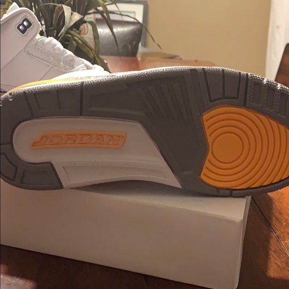 New - Picture 2 of 5